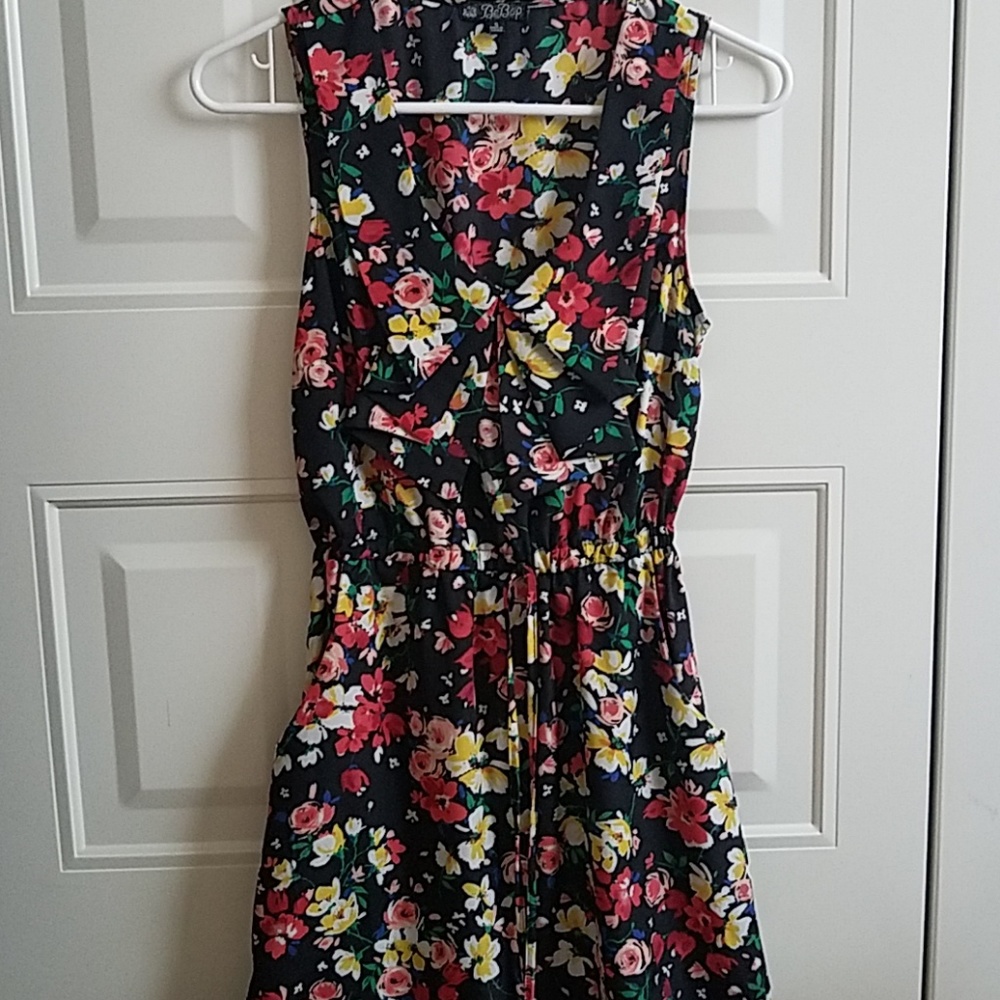 Floral Dress (with pockets)